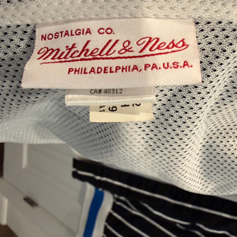 3 XL men’s 50th anniversary, Mitchell and Ness bomber jacket - Picture 8 of 16